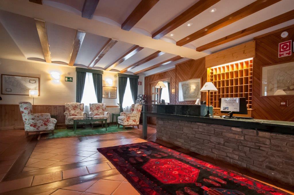 Apartamentos Vilagaros Bagian luar foto